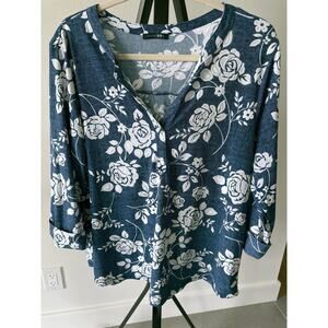 Curvy 1x Papermoon 3/4 Sleeve Blue White Floral Graphic Blouse Top